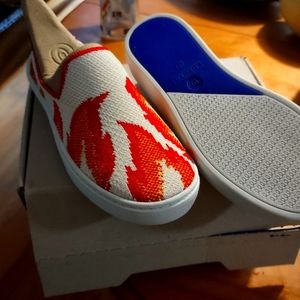 BNIB size 13 kids rothys